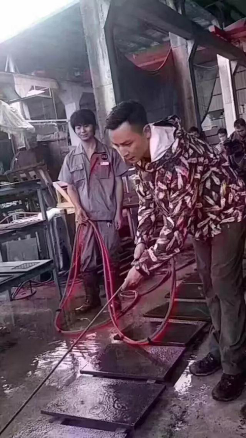 ���ʯ��Ƭ