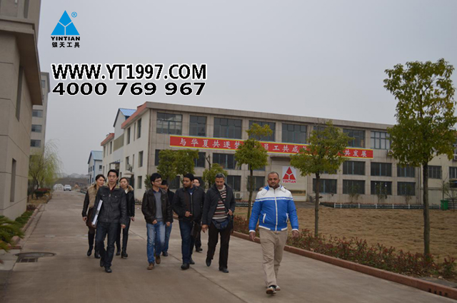 中东客户来银天公司验厂参观